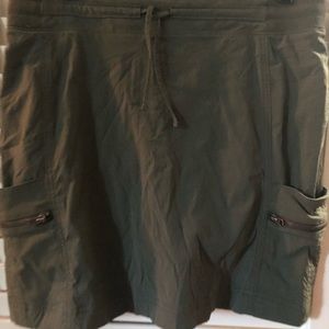 Women’s Athleta Skort